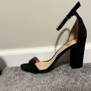 Madden girl black suede open toe pump - Bella, size 7